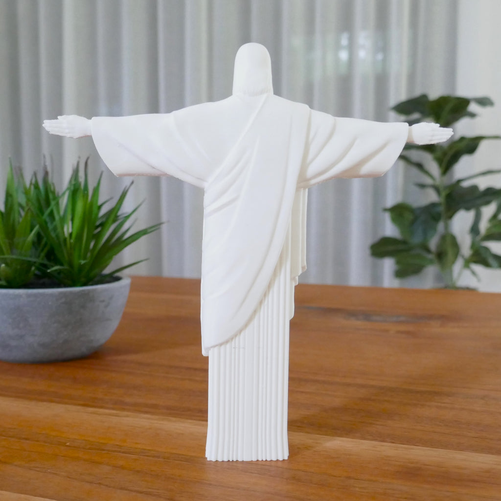 Christ the Redeemer Figurine – Symbol of Faith & Salvation