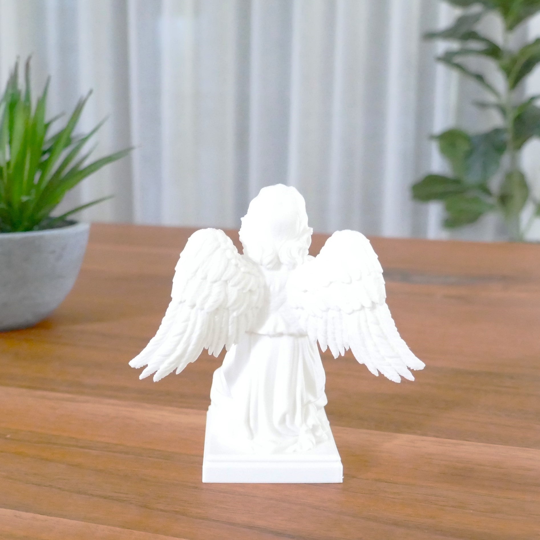 Kneeling Guardian Angel in Prayer – Inspirational Faith Décor - Printform